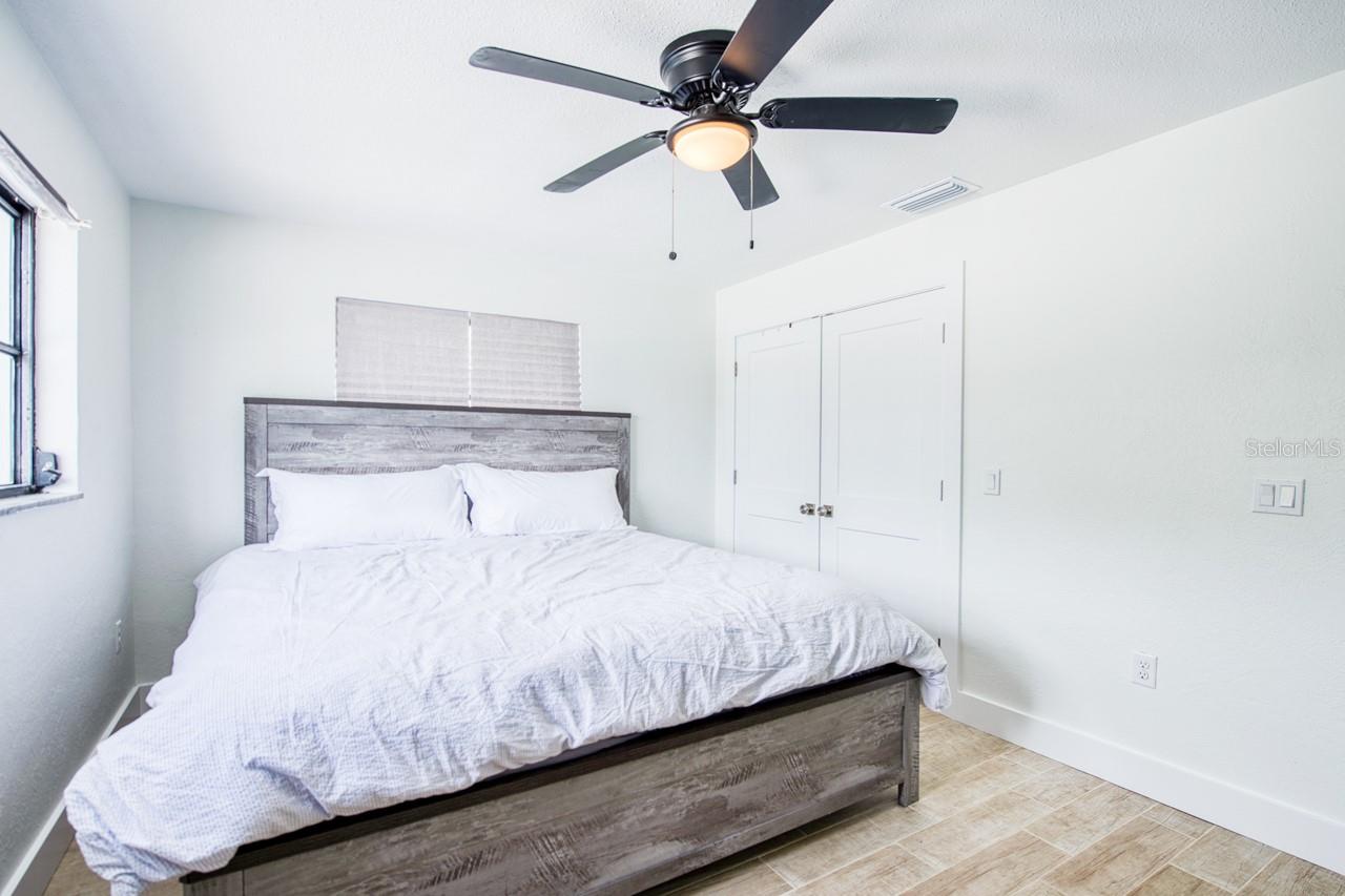 12125 6TH ST E, TREASURE ISLAND, FL — photo 30
