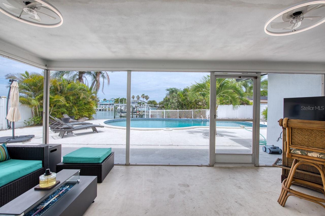 12125 6TH ST E, TREASURE ISLAND, FL — photo 35