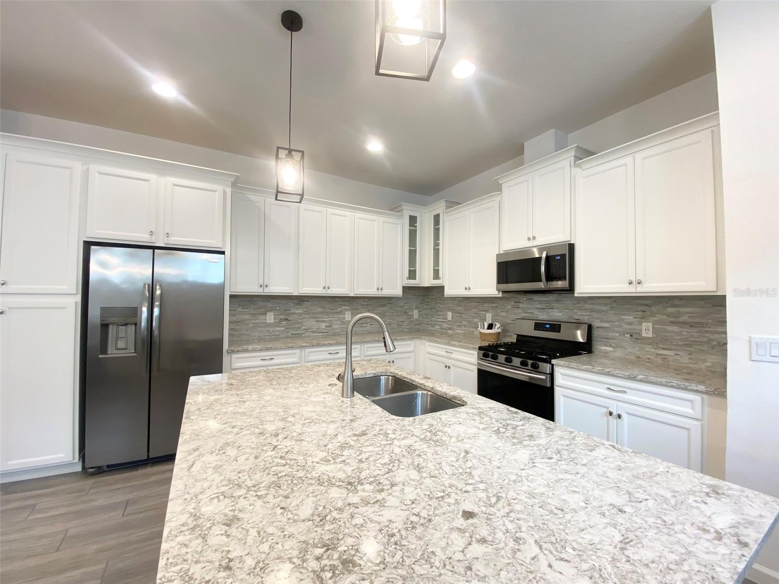 724 WINTERSIDE DR, APOLLO BEACH, FL — photo 13