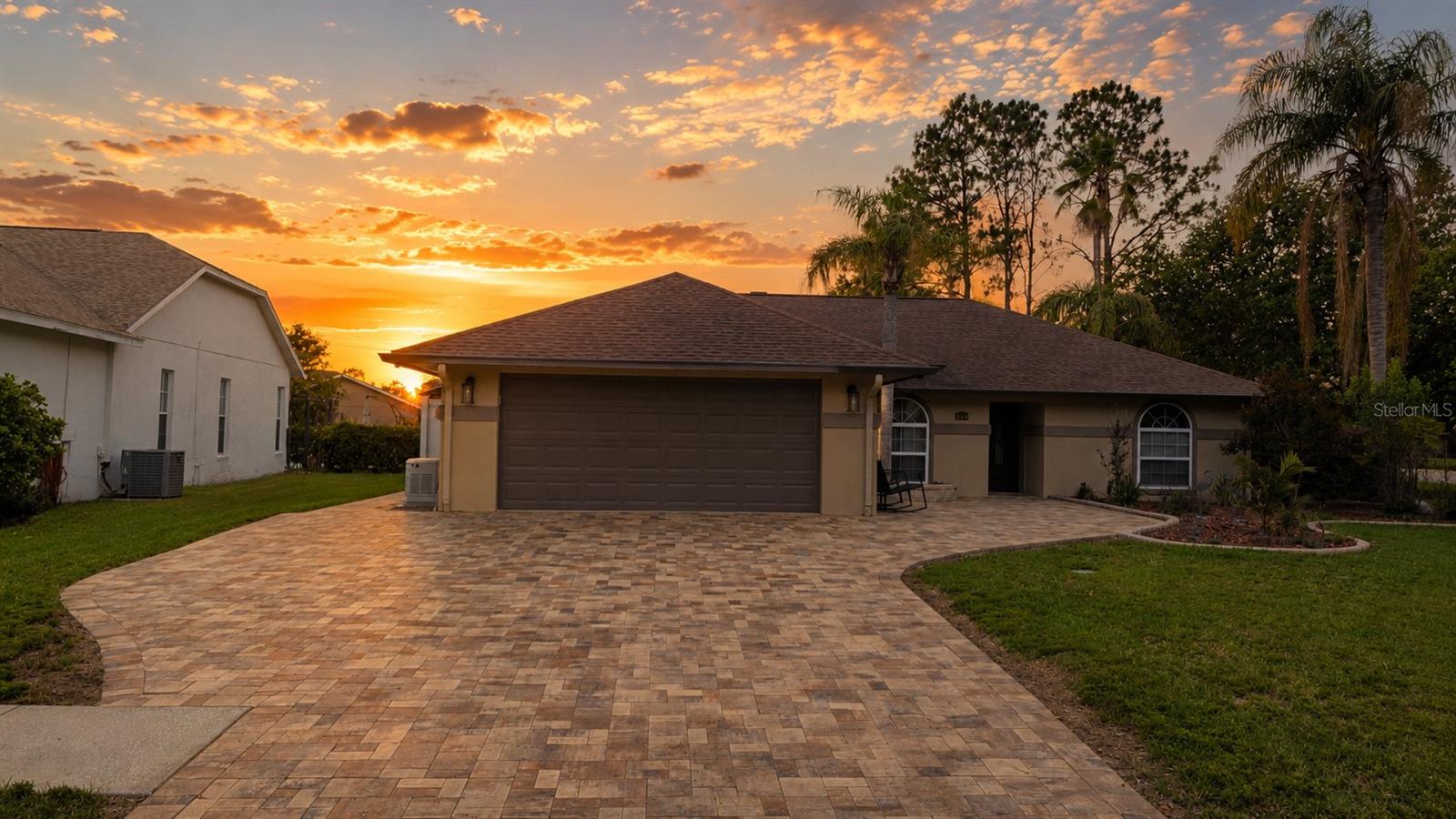 6441 SILVER OAKS DR, ZEPHYRHILLS, FL — photo 2