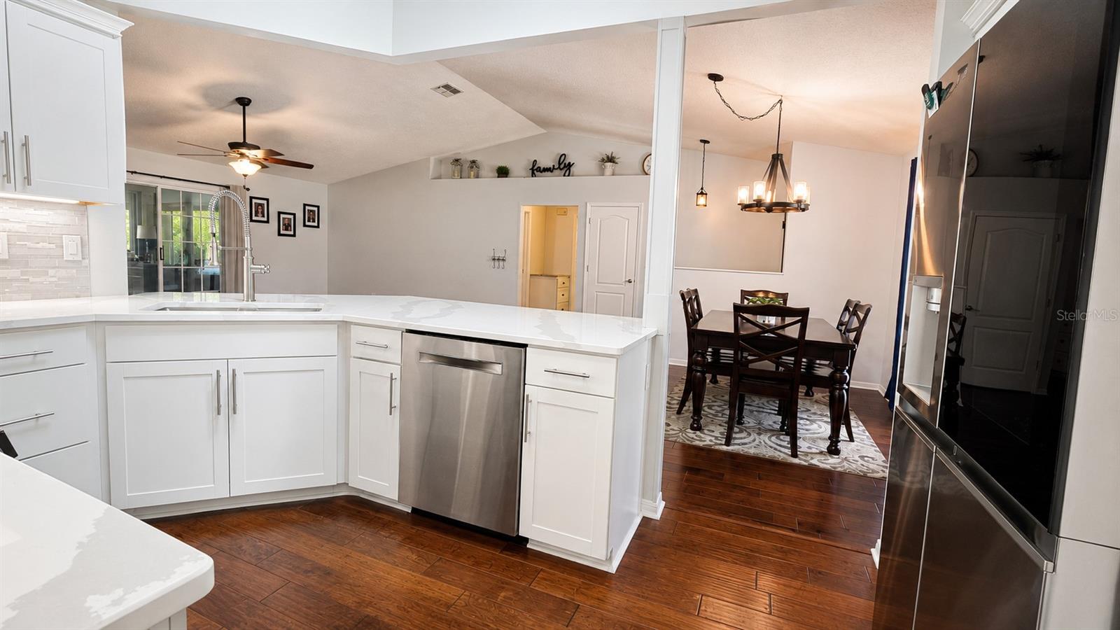 6441 SILVER OAKS DR, ZEPHYRHILLS, FL — photo 11