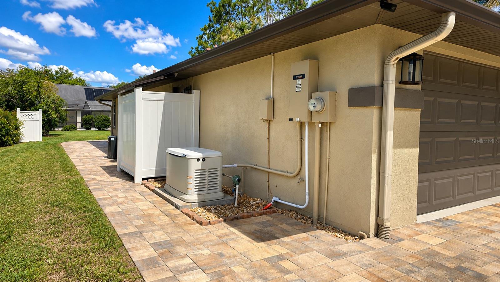 6441 SILVER OAKS DR, ZEPHYRHILLS, FL — photo 32