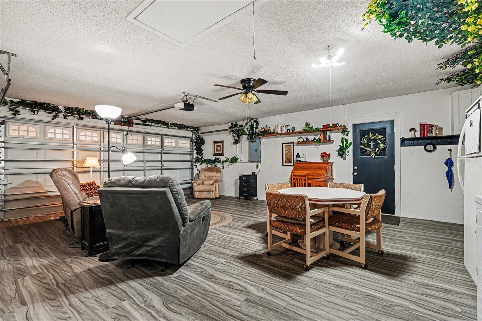 38619 TRELLIS AVE, ZEPHYRHILLS, FL — photo 11