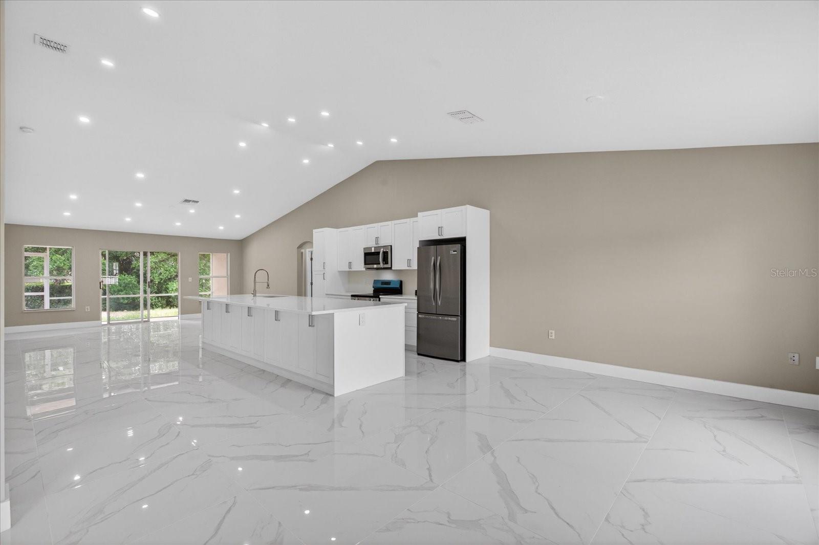 12783 LINDEN DR, SPRING HILL, FL — photo 7