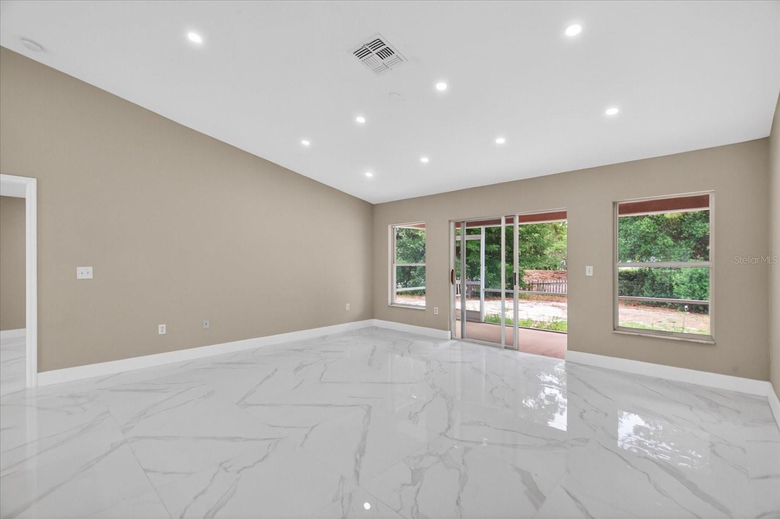 12783 LINDEN DR, SPRING HILL, FL — photo 17