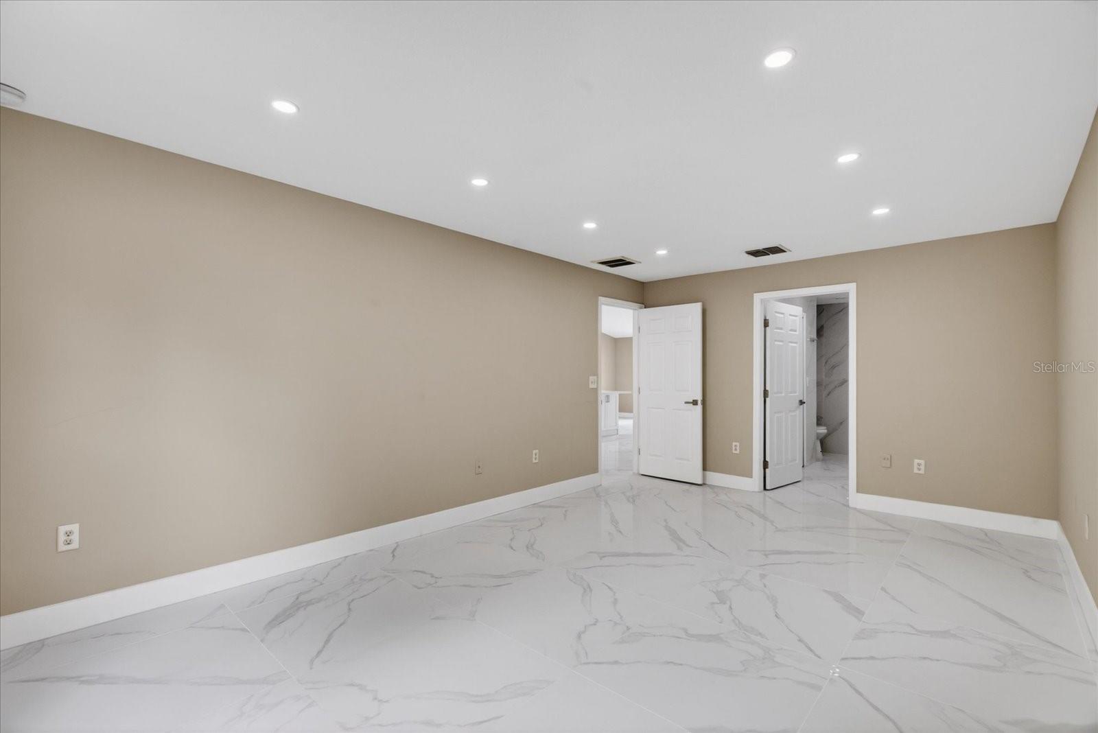 12783 LINDEN DR, SPRING HILL, FL — photo 29