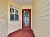 701 GLEN OAKS DR — photo 3