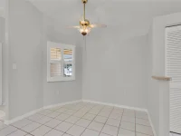 701 GLEN OAKS DR — photo 8