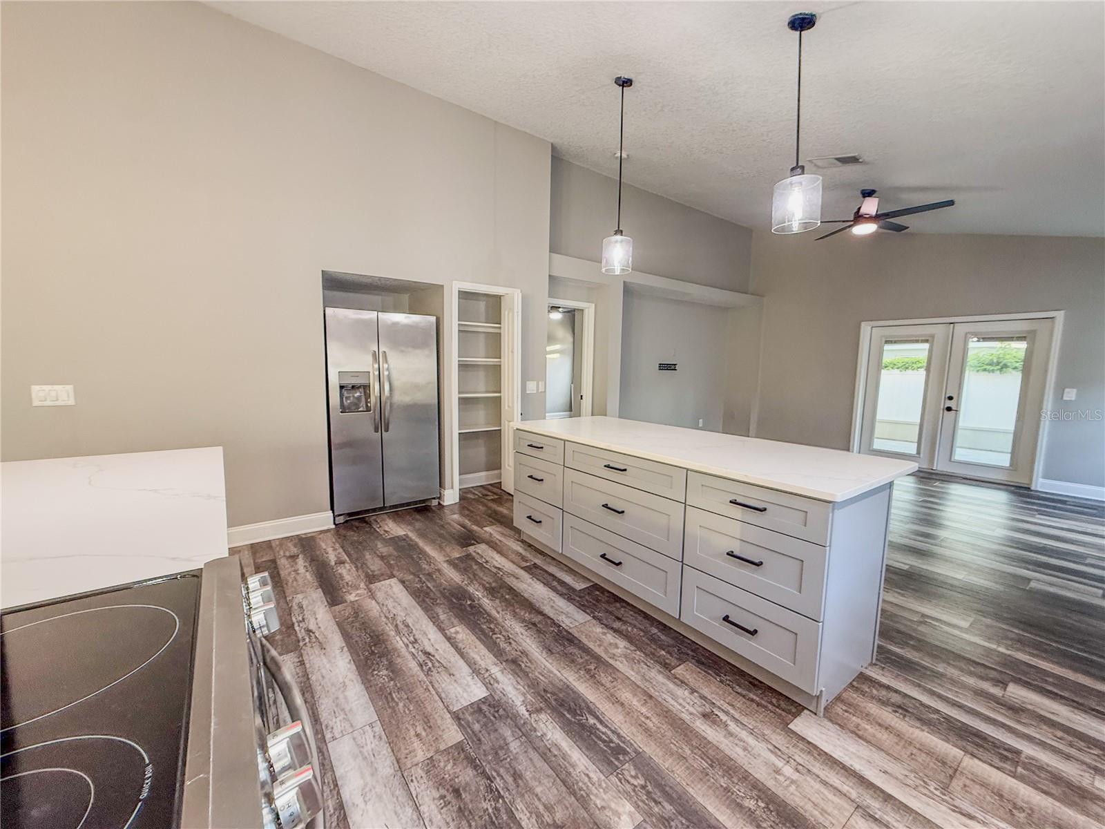 8608 FAWN CREEK DR, TAMPA, FL — photo 14