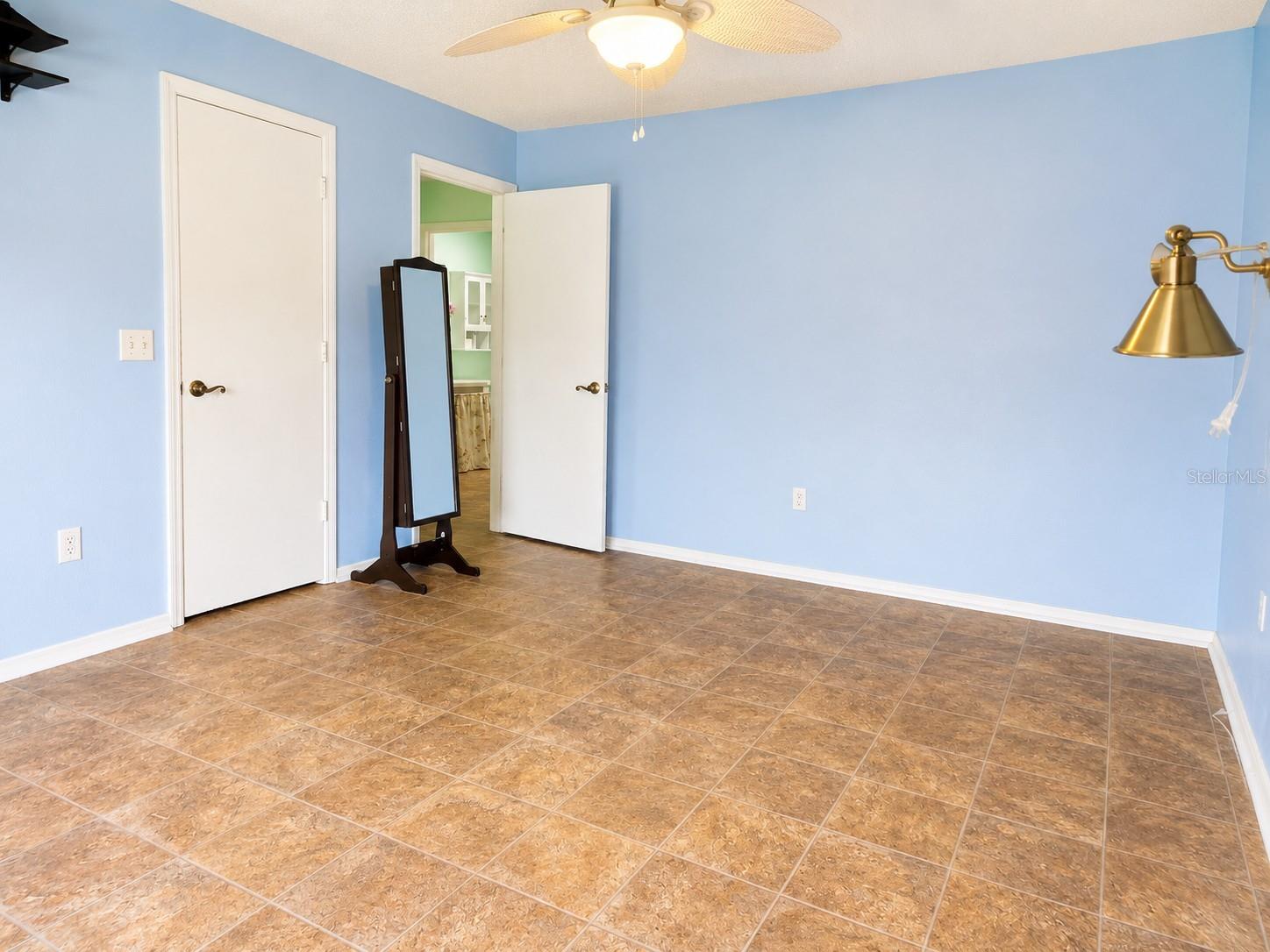 481 HILDALGO DR, THE VILLAGES, FL — photo 7