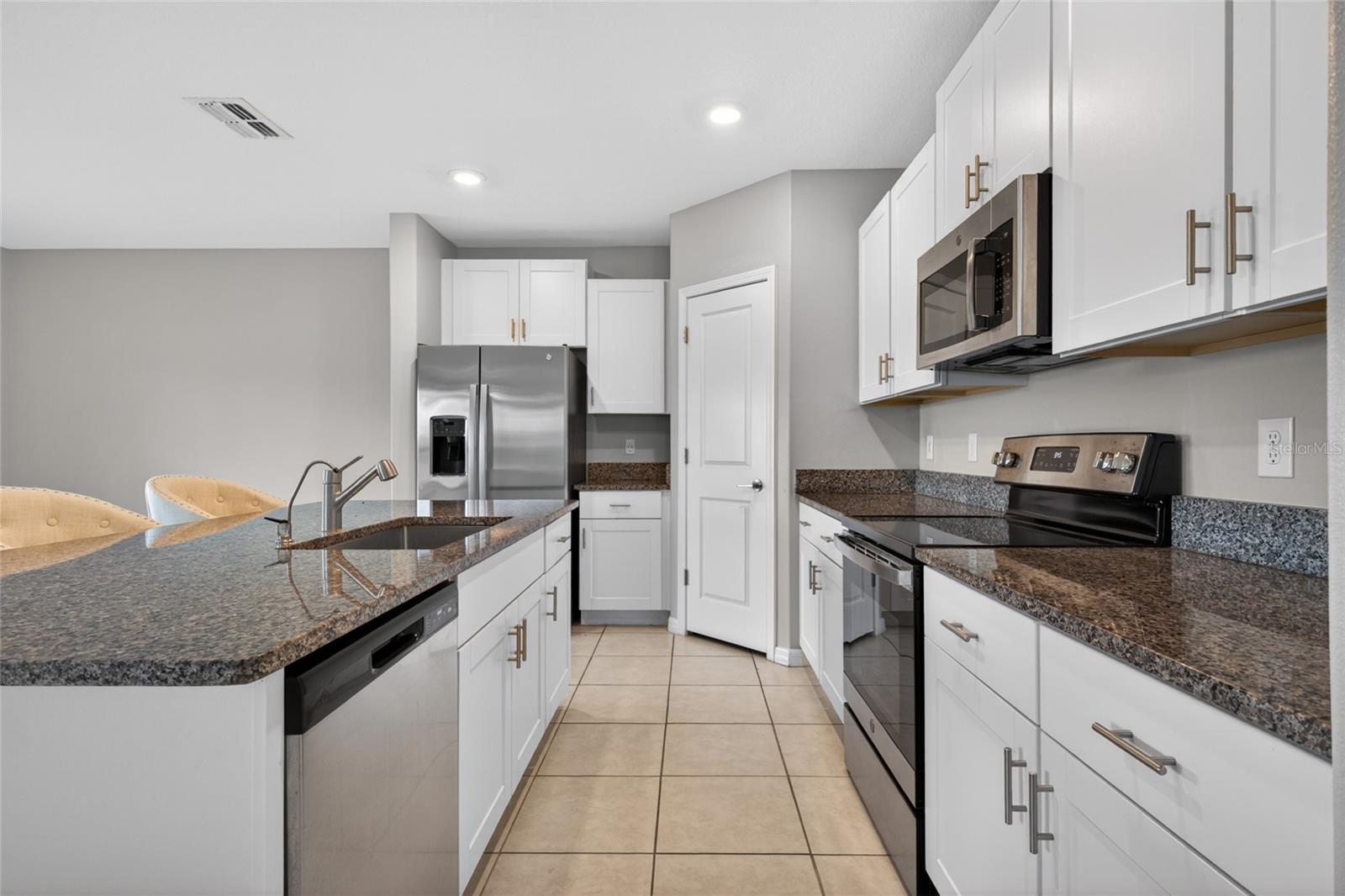 9909 CALYPSO ORCHID CT, RIVERVIEW, FL — photo 8