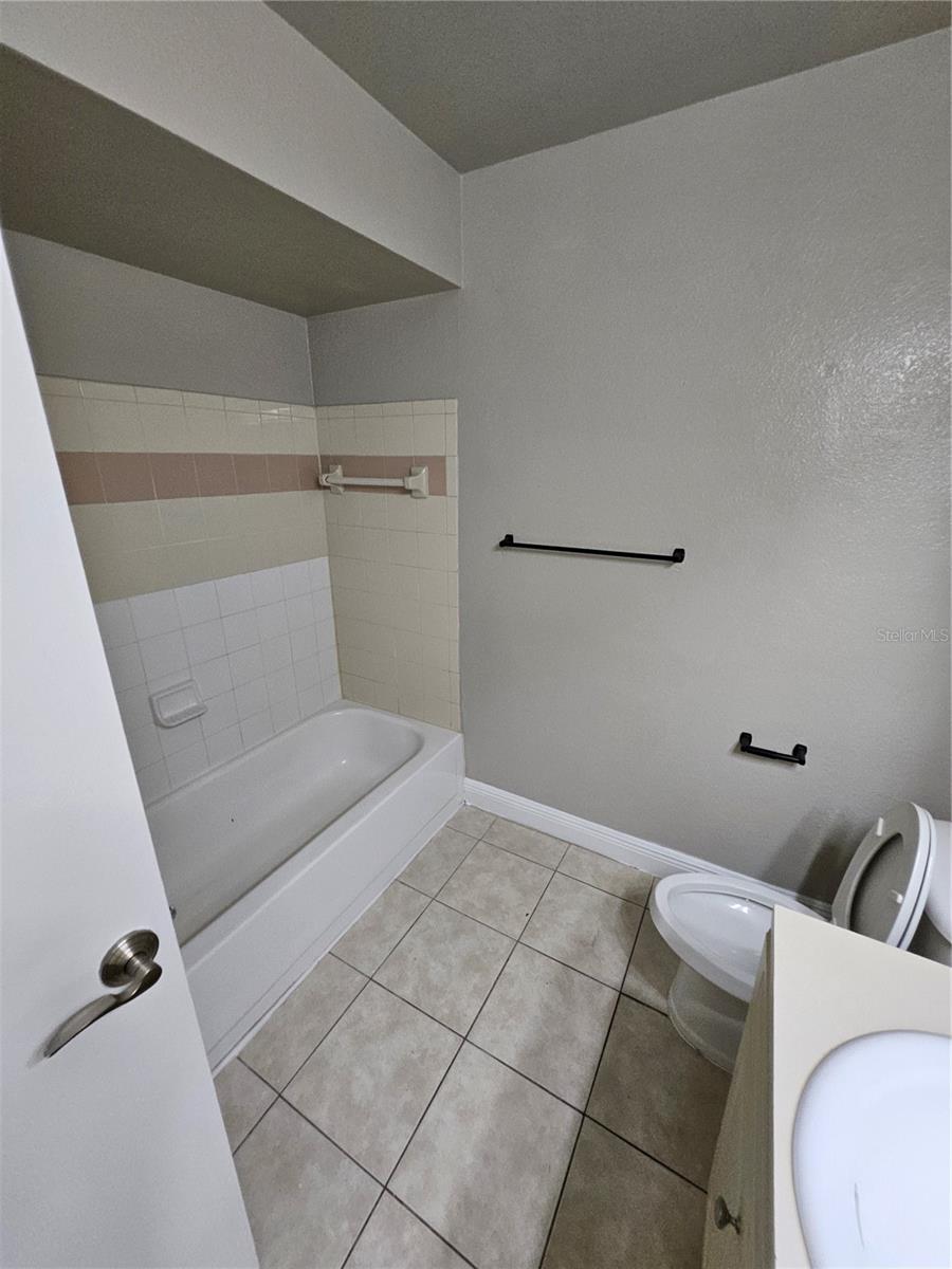 1908 LAKE ATRIUMS CIR #15, ORLANDO, FL — photo 22