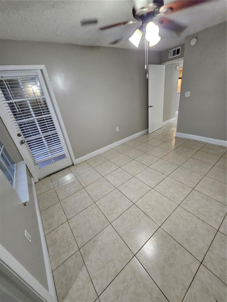 1908 LAKE ATRIUMS CIR #15, ORLANDO, FL — photo 32