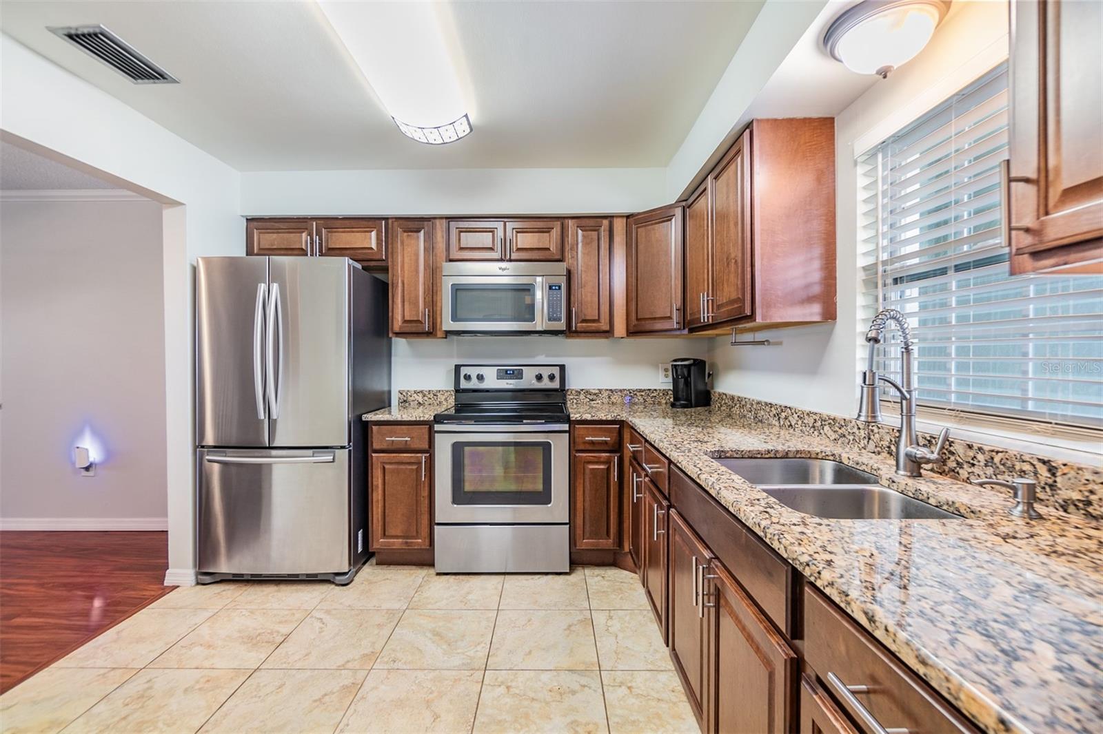 701 POINSETTIA RD #306, BELLEAIR, FL — photo 3