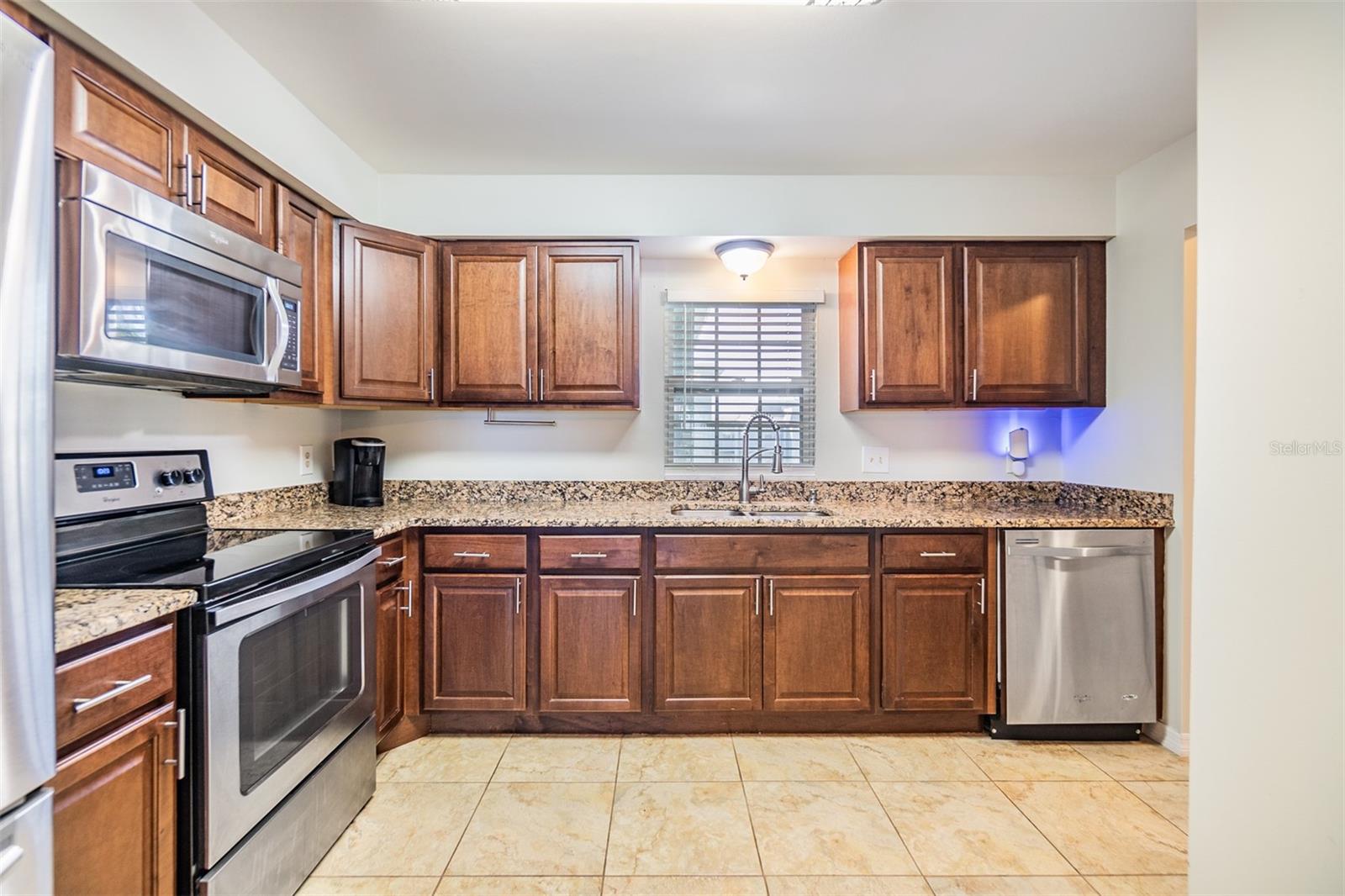701 POINSETTIA RD #306, BELLEAIR, FL — photo 6
