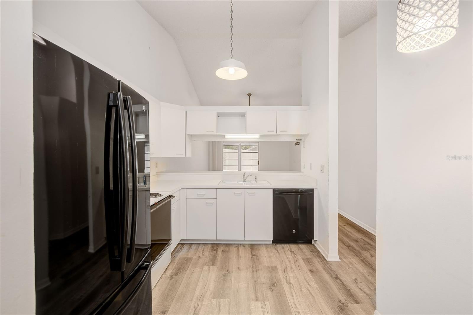 39650 US HIGHWAY 19 N #712, TARPON SPRINGS, FL — photo 9