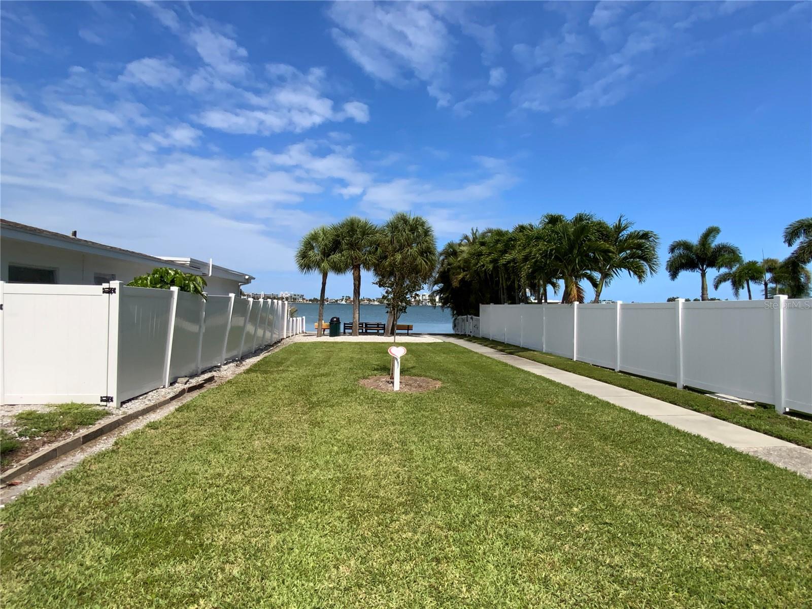 1404 COREY WAY S, SOUTH PASADENA, FL — photo 16