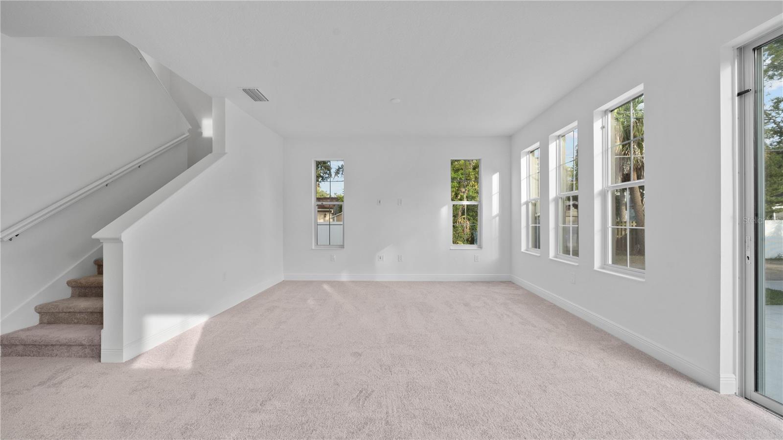 1156 37TH AVE N, ST PETERSBURG, FL — photo 11