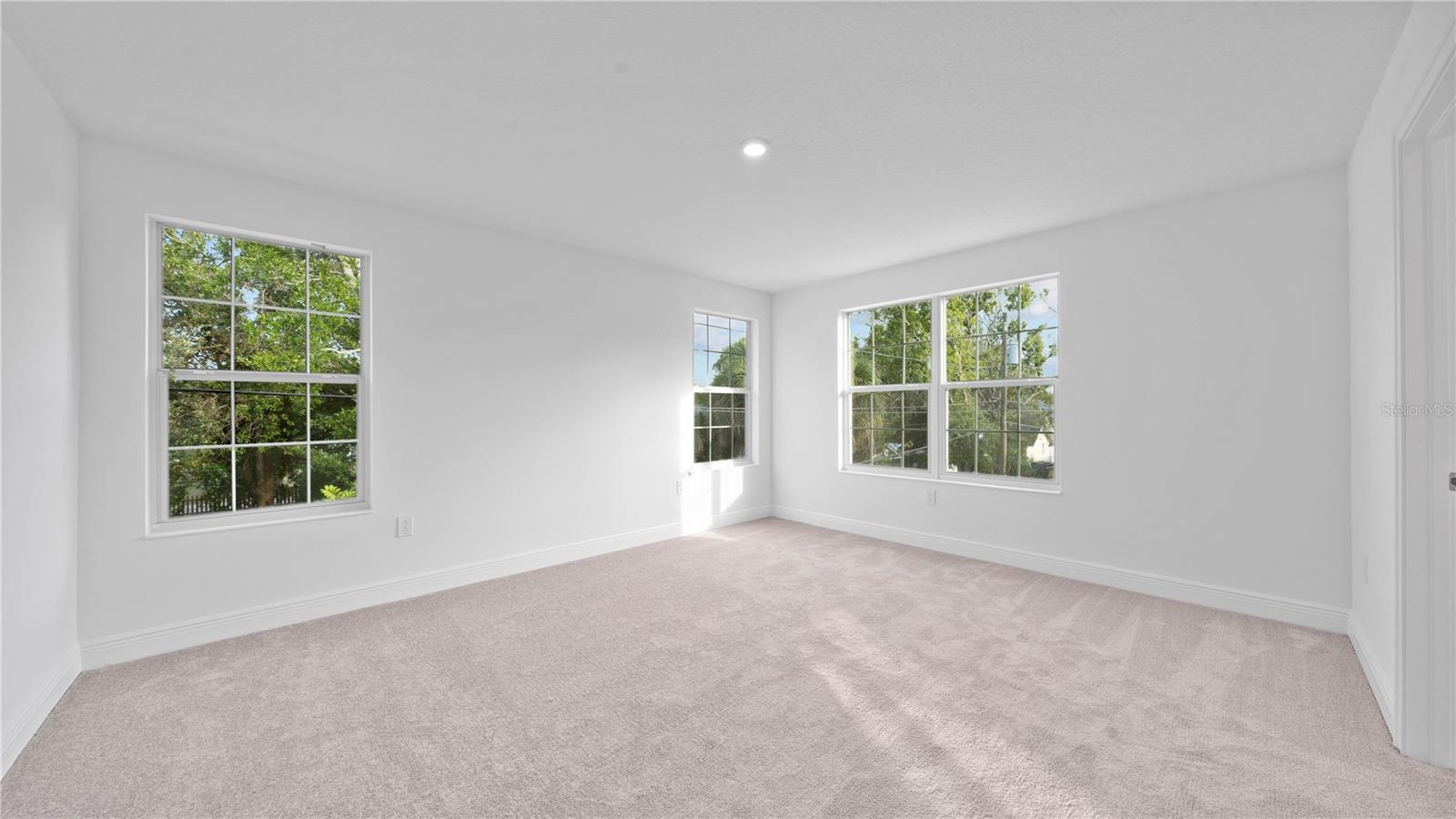 1156 37TH AVE N, ST PETERSBURG, FL — photo 28