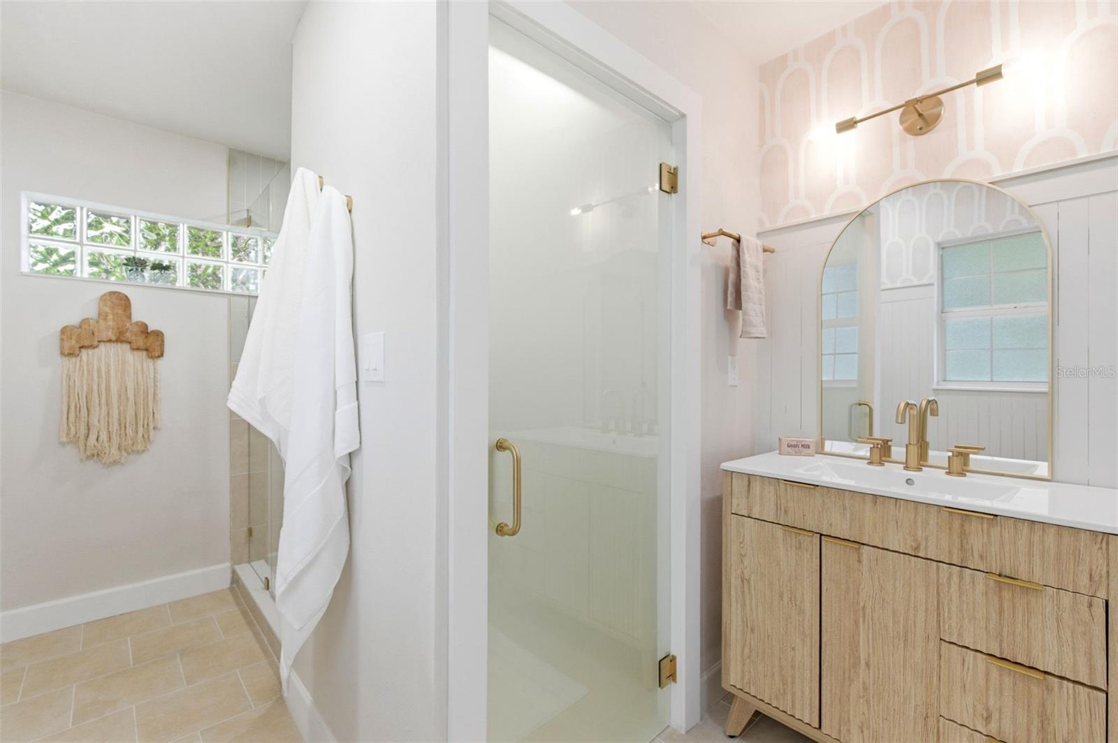 1533 SUFFOLK ST N, ST PETERSBURG, FL — photo 13