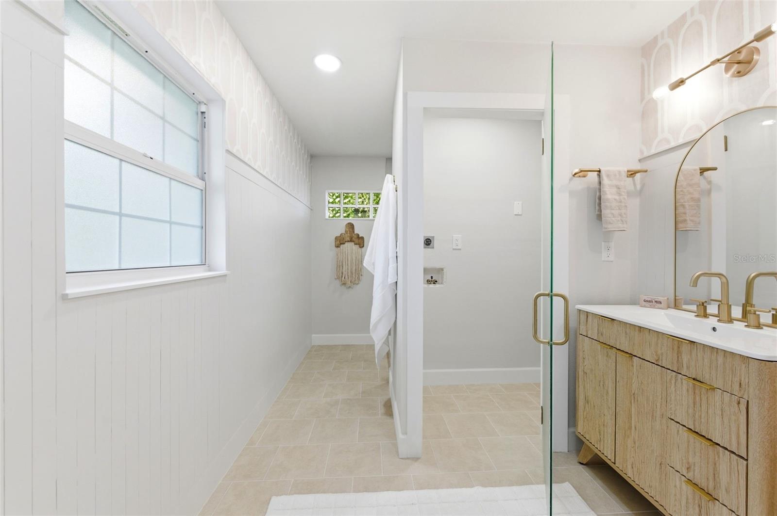 1533 SUFFOLK ST N, ST PETERSBURG, FL — photo 15