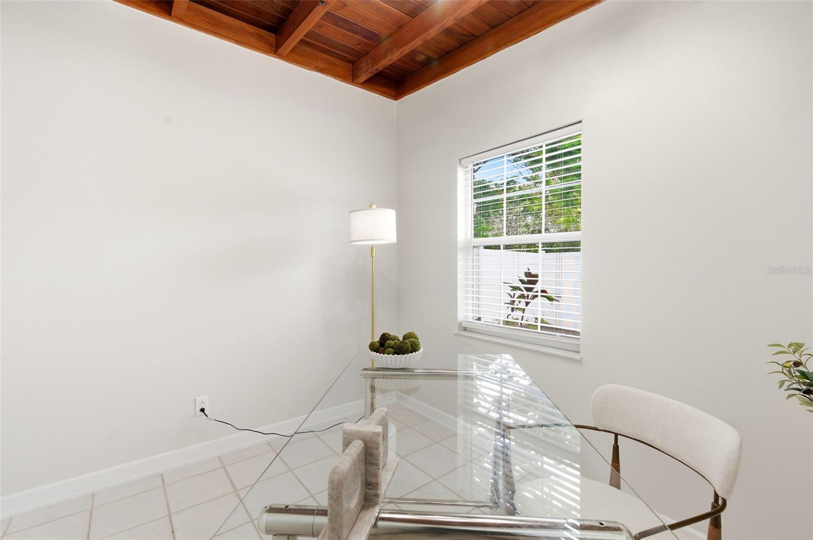 1533 SUFFOLK ST N, ST PETERSBURG, FL — photo 40