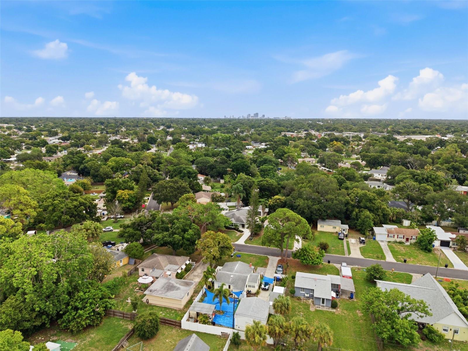 1533 SUFFOLK ST N, ST PETERSBURG, FL — photo 65