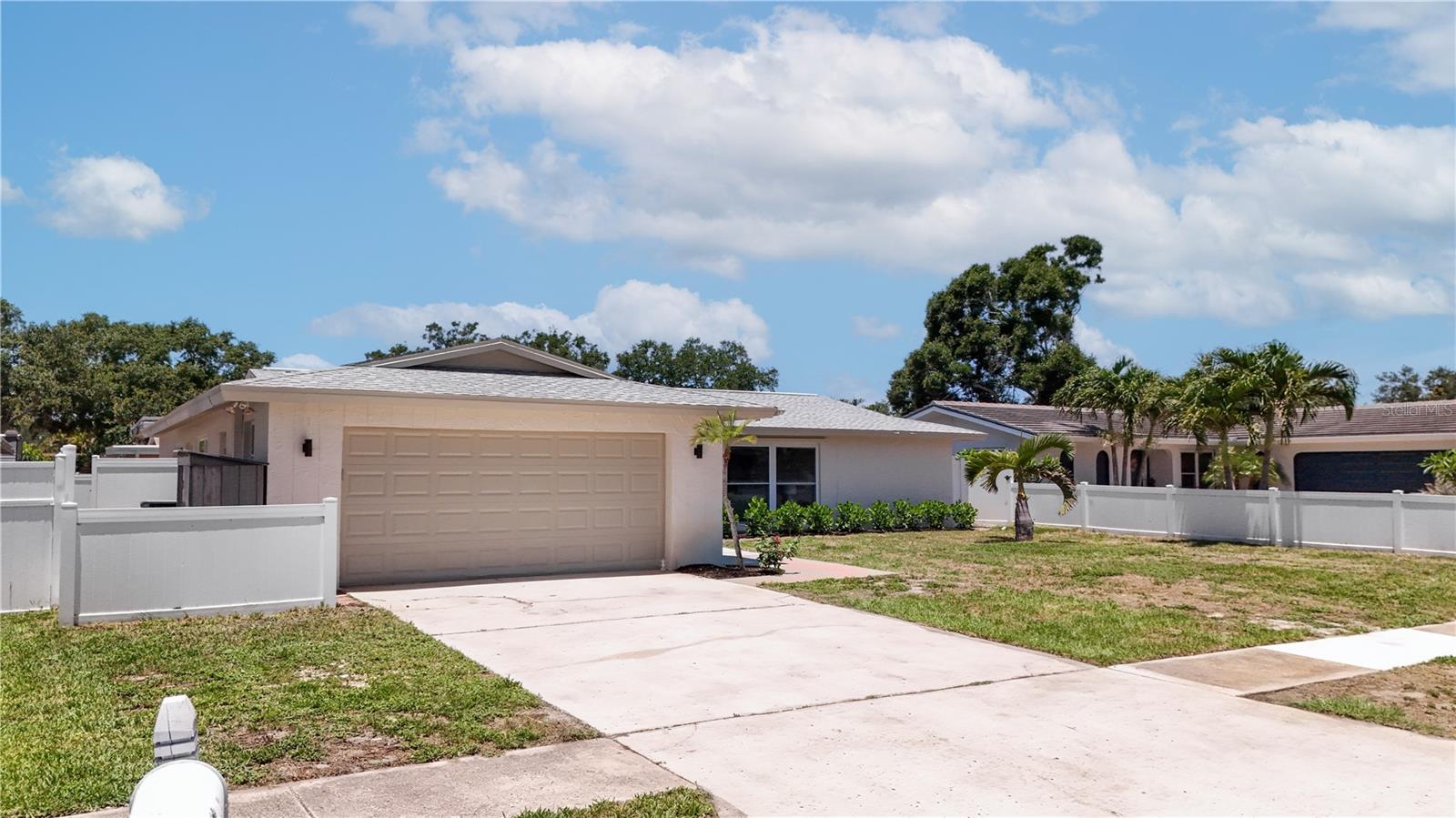 10428 137TH LN, LARGO, FL