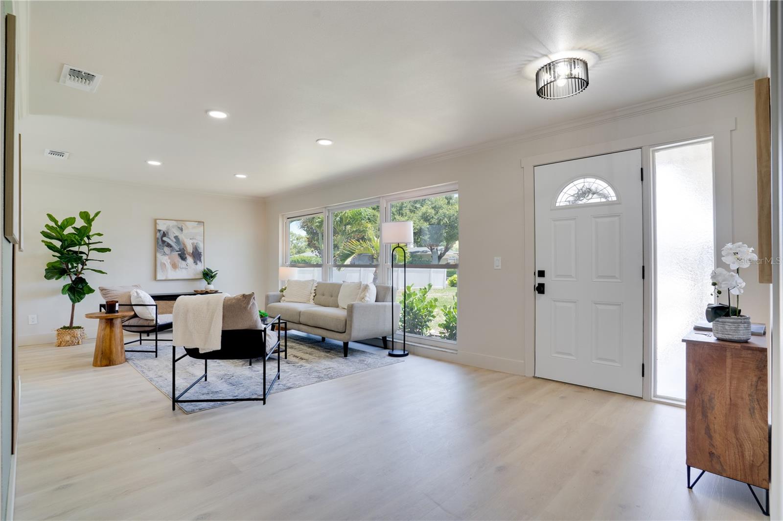10428 137TH LN, LARGO, FL — photo 4