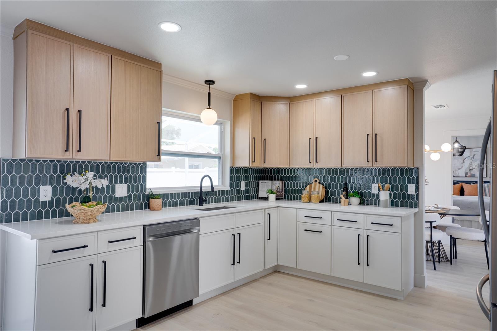 10428 137TH LN, LARGO, FL — photo 9