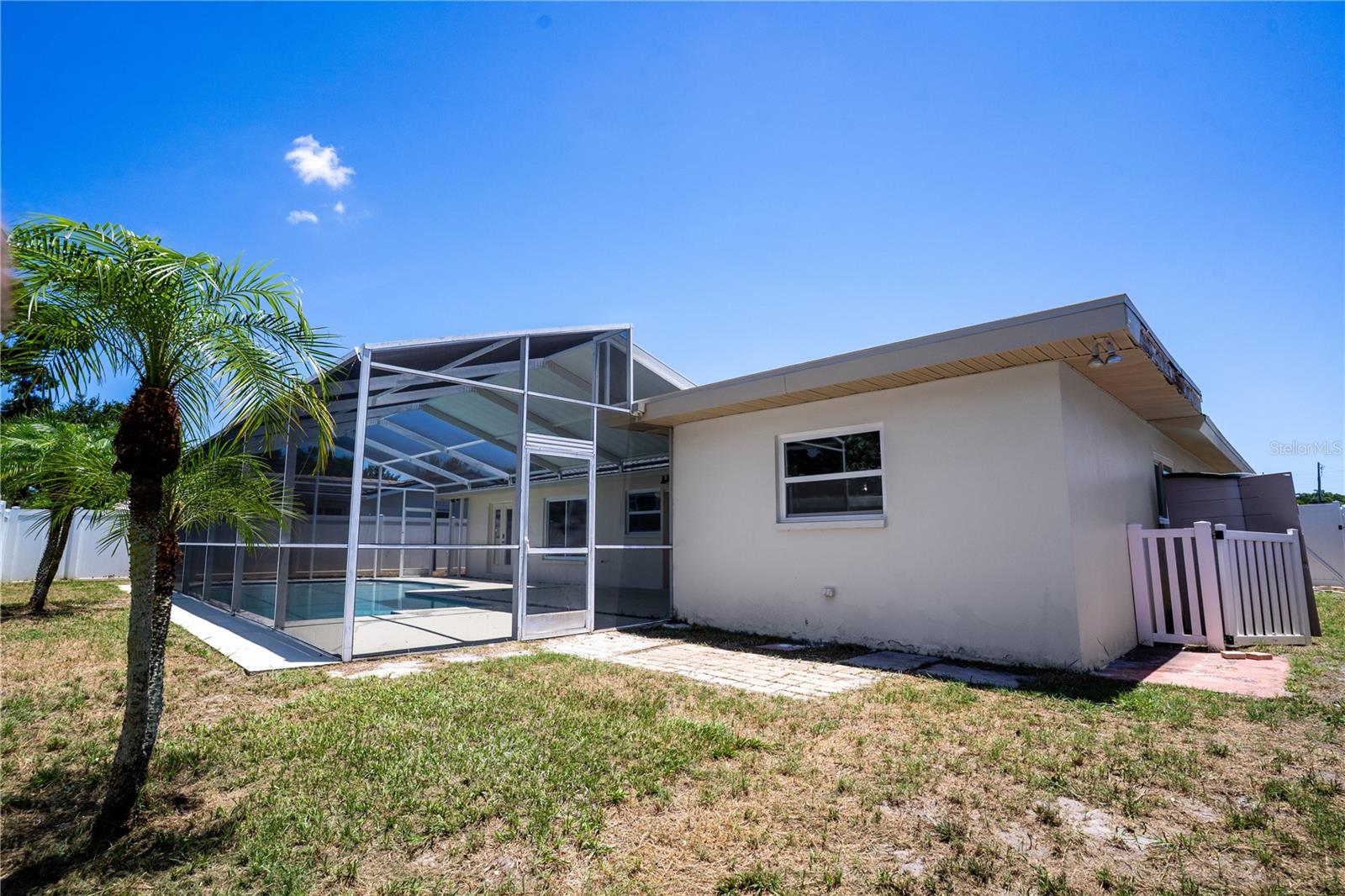 10428 137TH LN, LARGO, FL — photo 41