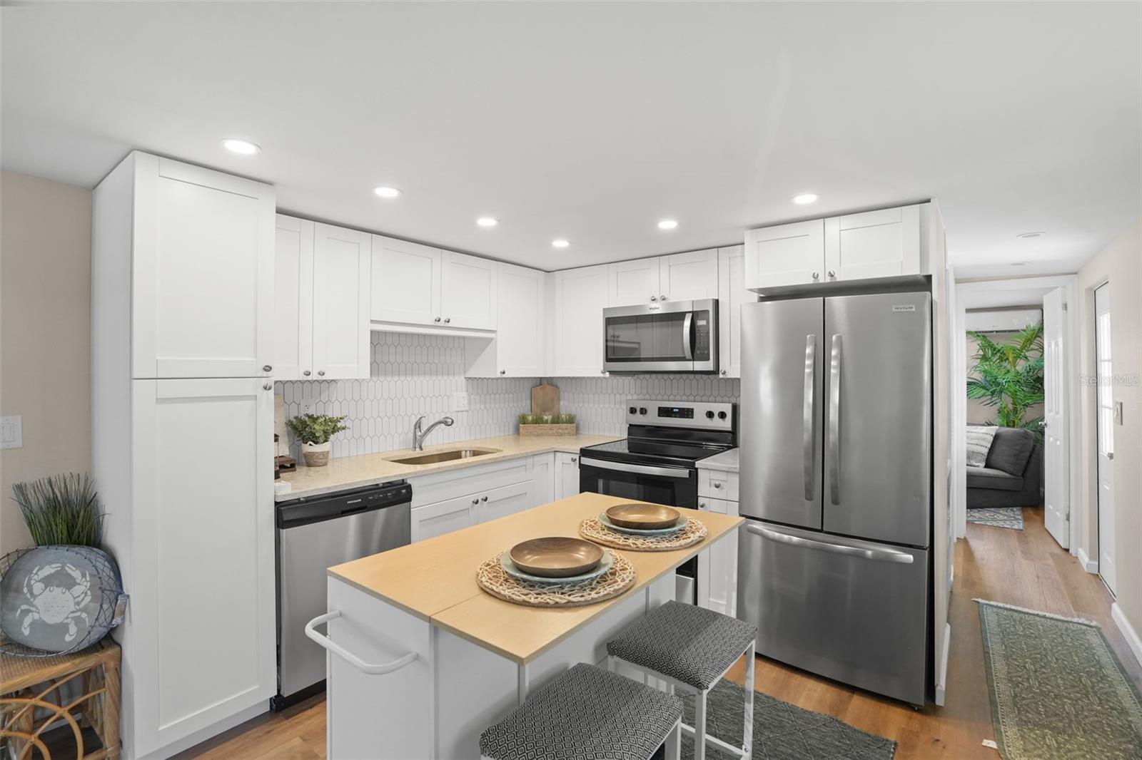 7244 MOUNT FAIRFIELD RD NE #530, ST PETERSBURG, FL — photo 4
