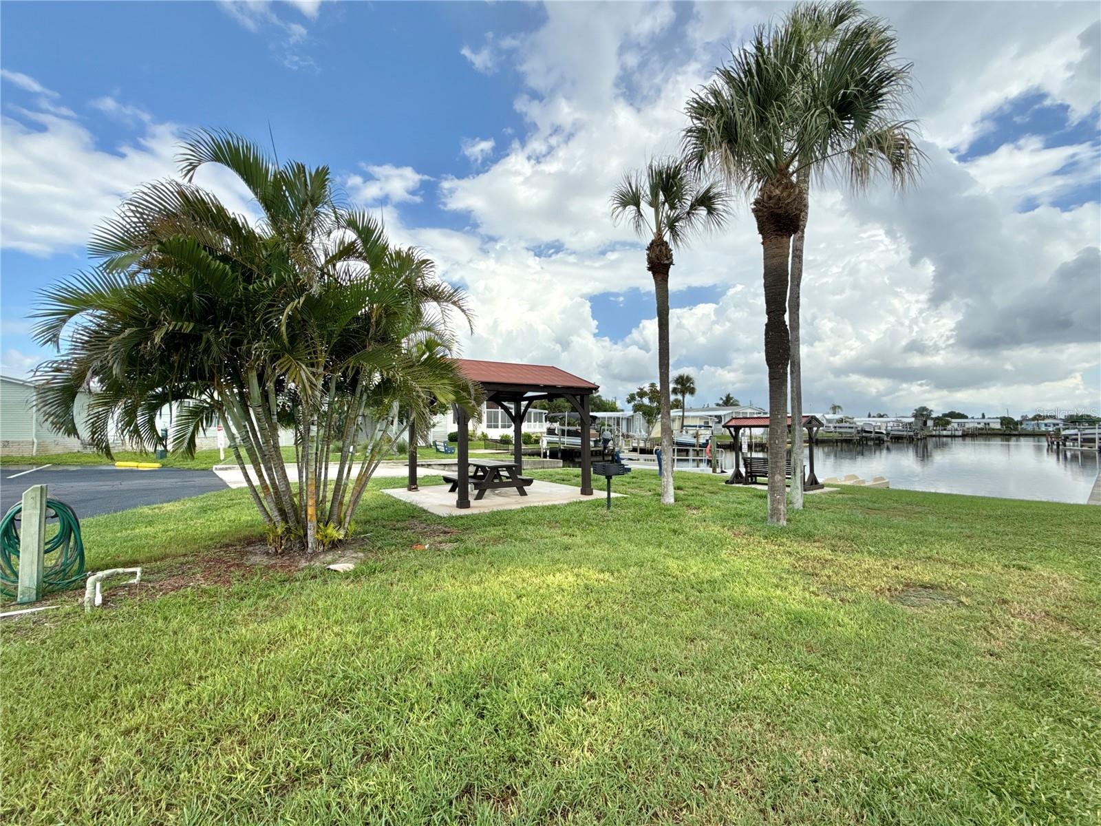 7244 MOUNT FAIRFIELD RD NE #530, ST PETERSBURG, FL — photo 32