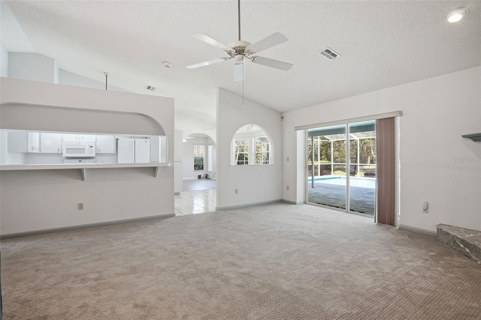 18451 WINDING OAKS BLVD, HUDSON, FL — photo 14