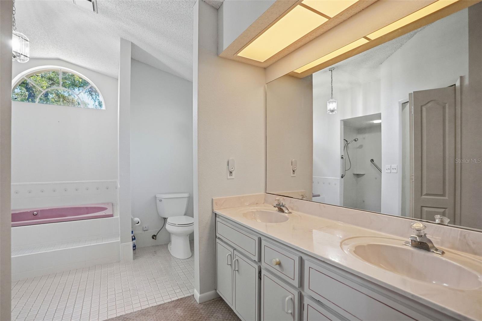 18451 WINDING OAKS BLVD, HUDSON, FL — photo 28