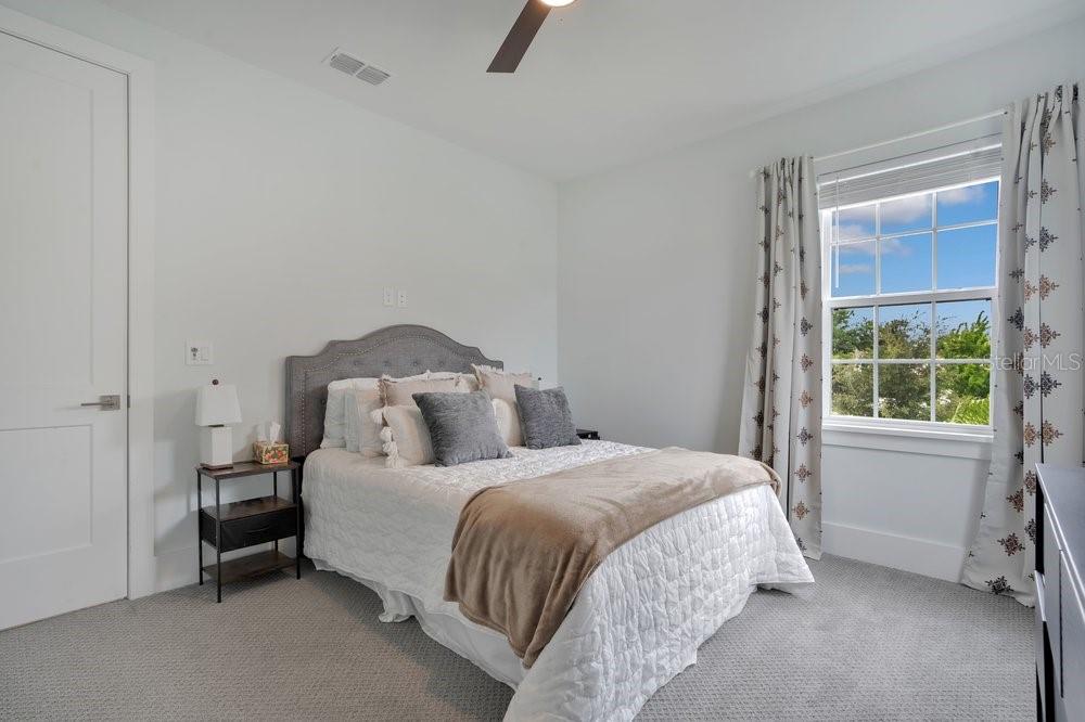 7417 SPARKLING CT, REUNION, FL — photo 32