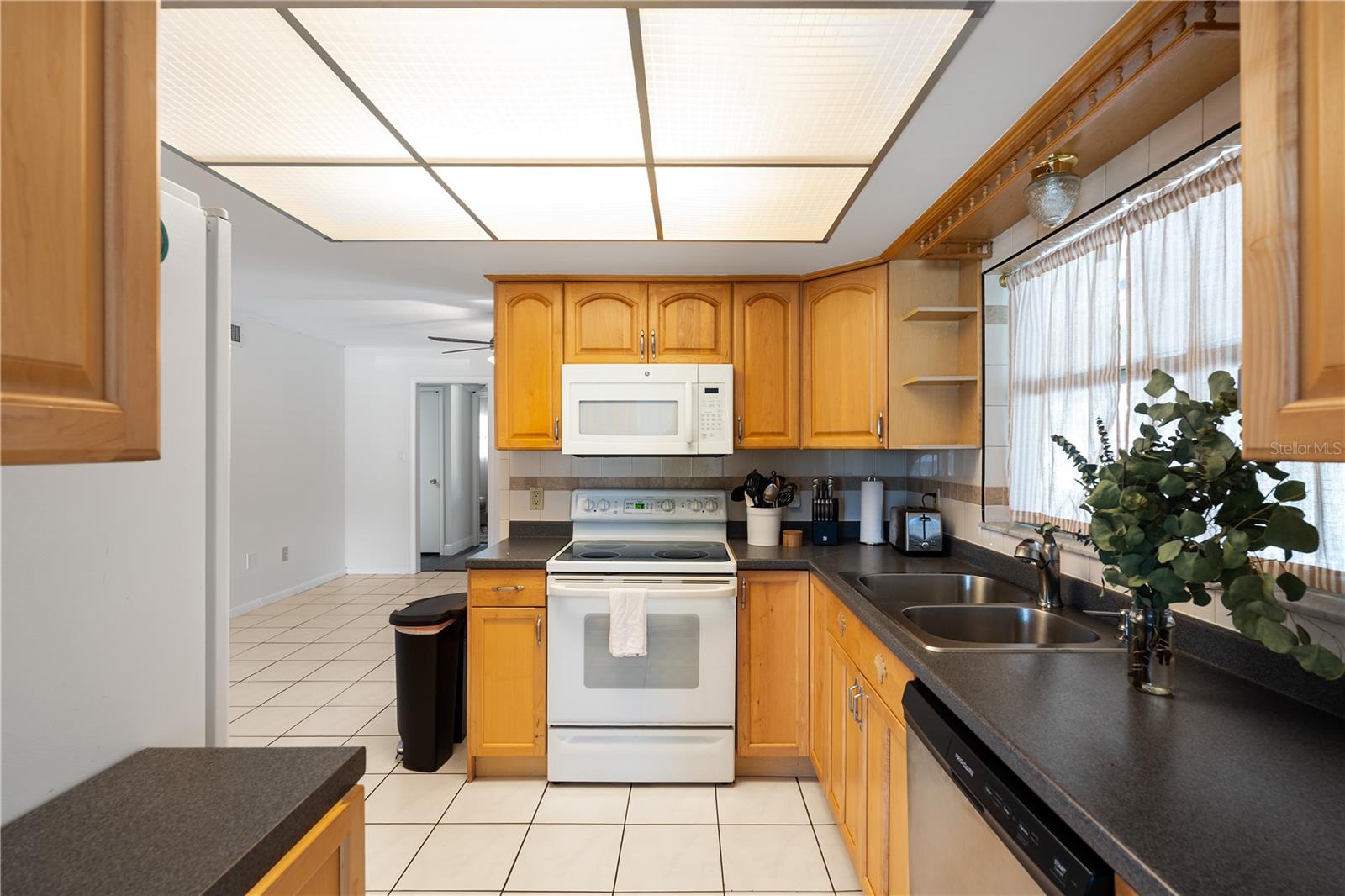 1408 MAGELLAN CIR #103, ORLANDO, FL — photo 32