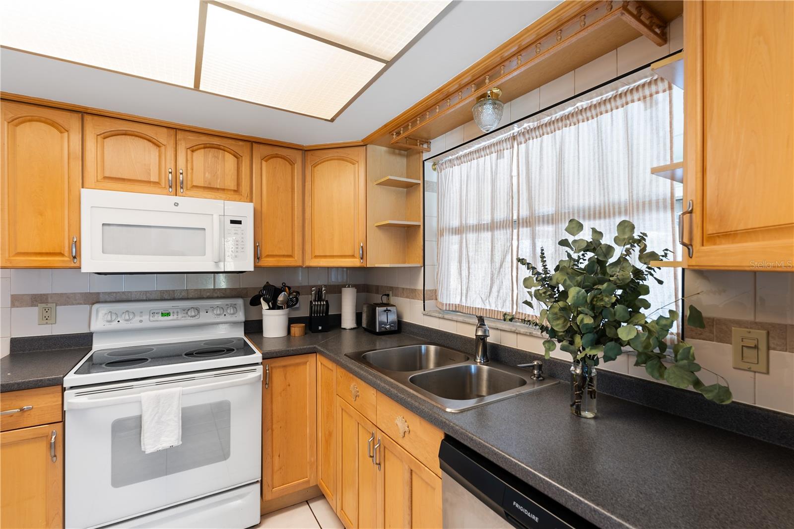 1408 MAGELLAN CIR #103, ORLANDO, FL — photo 33