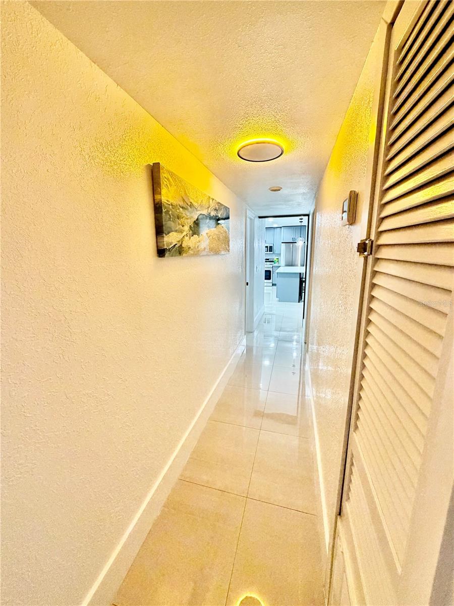 4911 SHETLAND AVE, TAMPA, FL — photo 13