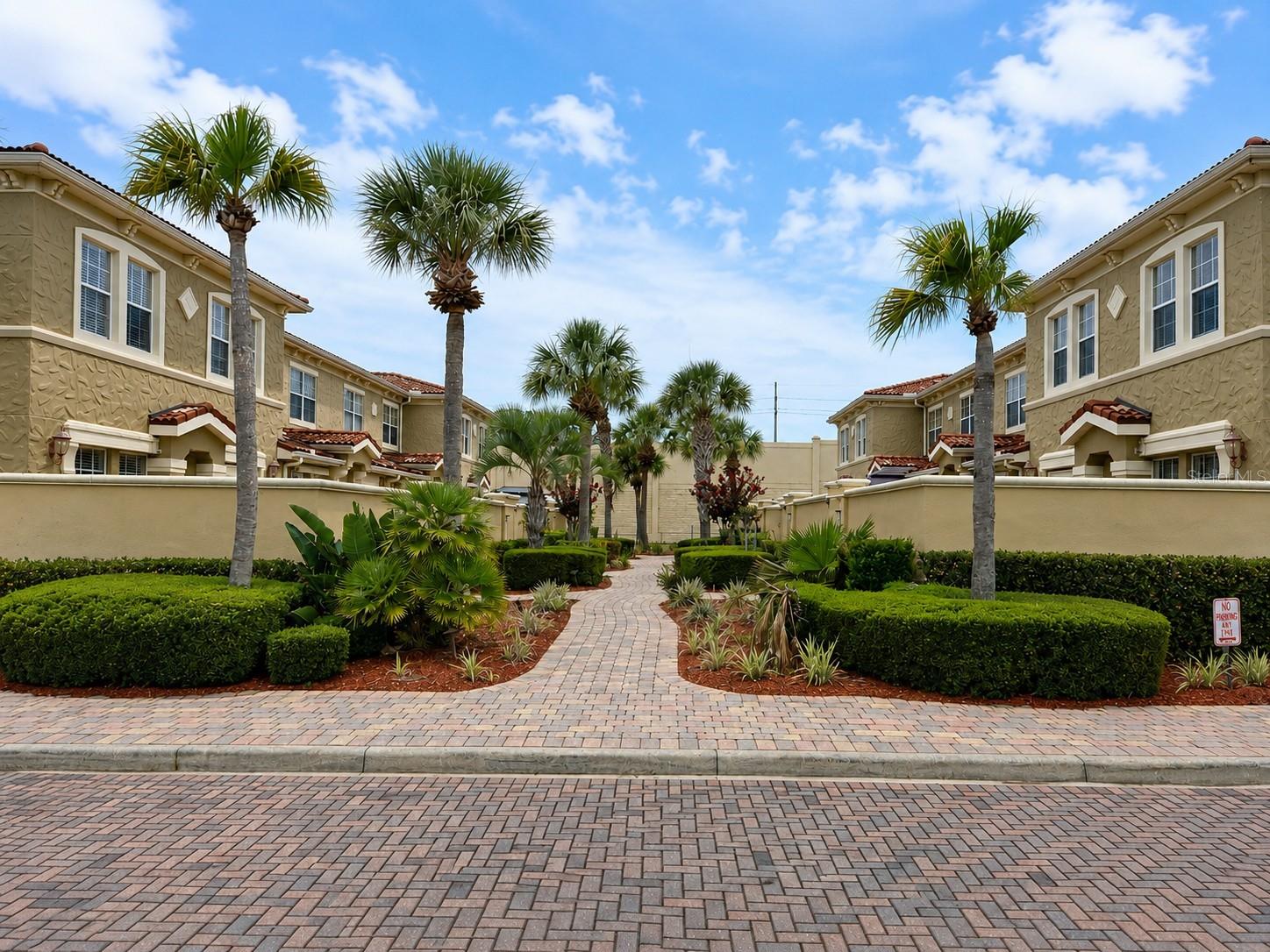 3008 BELLA VISTA DR, DAVENPORT, FL — photo 2