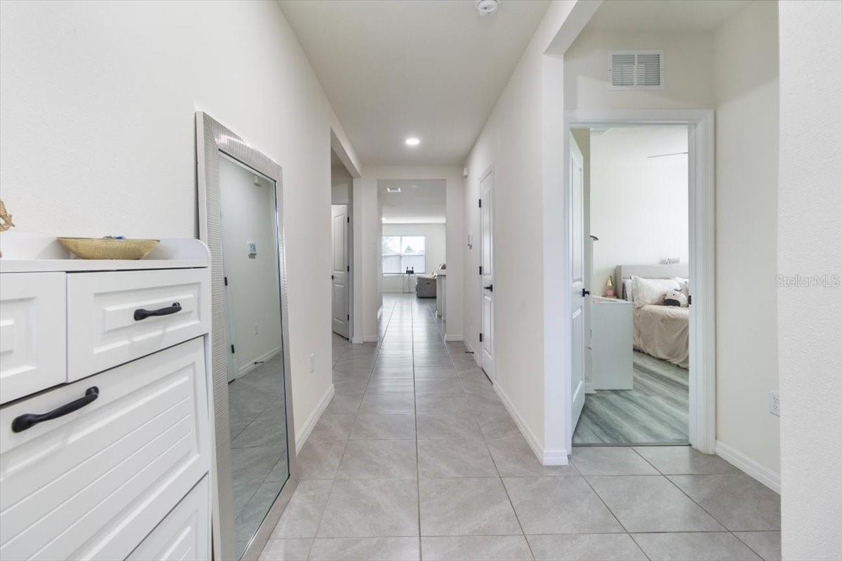 35830 ELLSWORTH PL, ZEPHYRHILLS, FL — photo 8