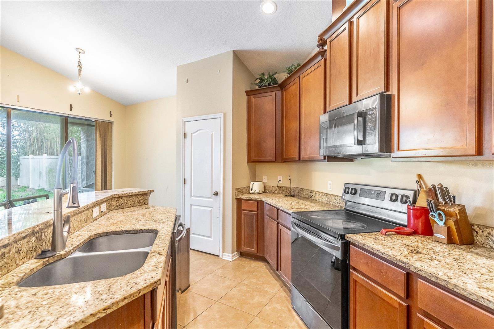 9907 ARMANDO CIR, ORLANDO, FL — photo 13