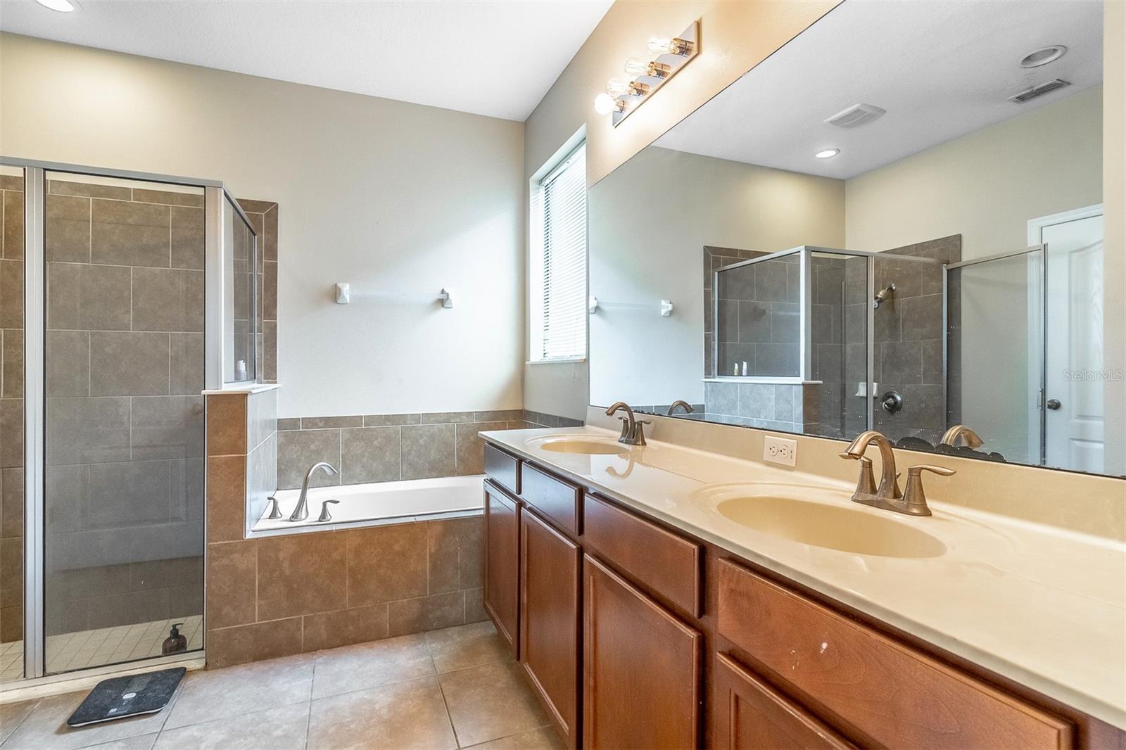 9907 ARMANDO CIR, ORLANDO, FL — photo 4