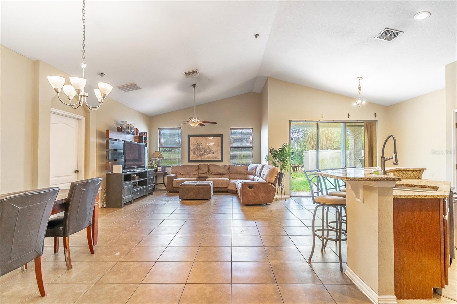9907 ARMANDO CIR, ORLANDO, FL — photo 3