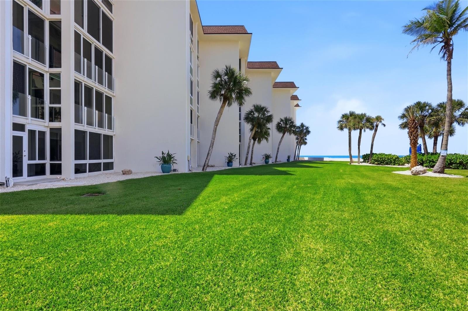 2110 BENJAMIN FRANKLIN DR #104, SARASOTA, FL — photo 39