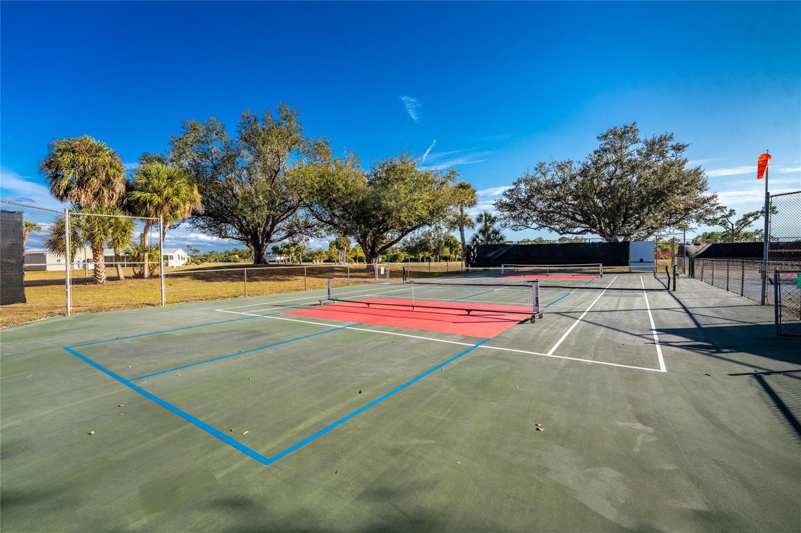 7498 DANVERS CIR, PORT CHARLOTTE, FL — photo 13