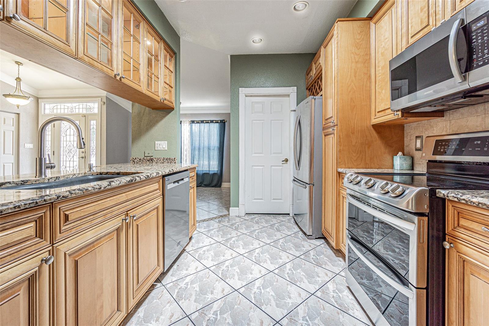 7715 CYPRESS TRACE CT, NEW PORT RICHEY, FL — photo 6