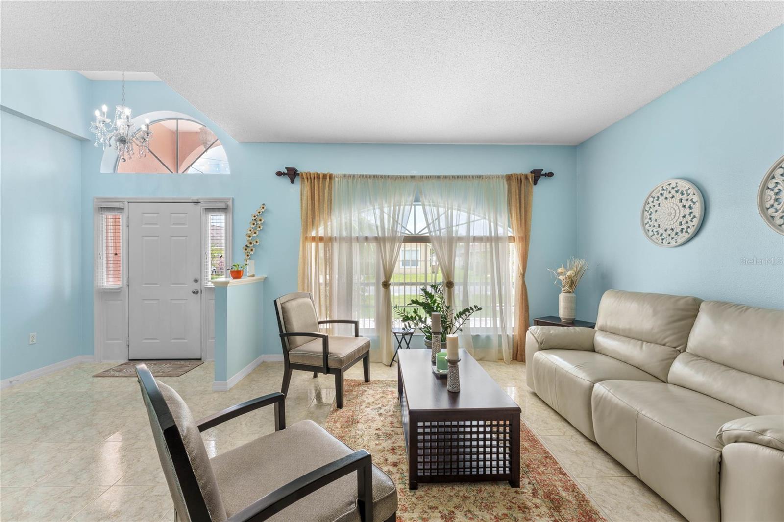 323 ALEGRIANO CT, KISSIMMEE, FL — photo 9