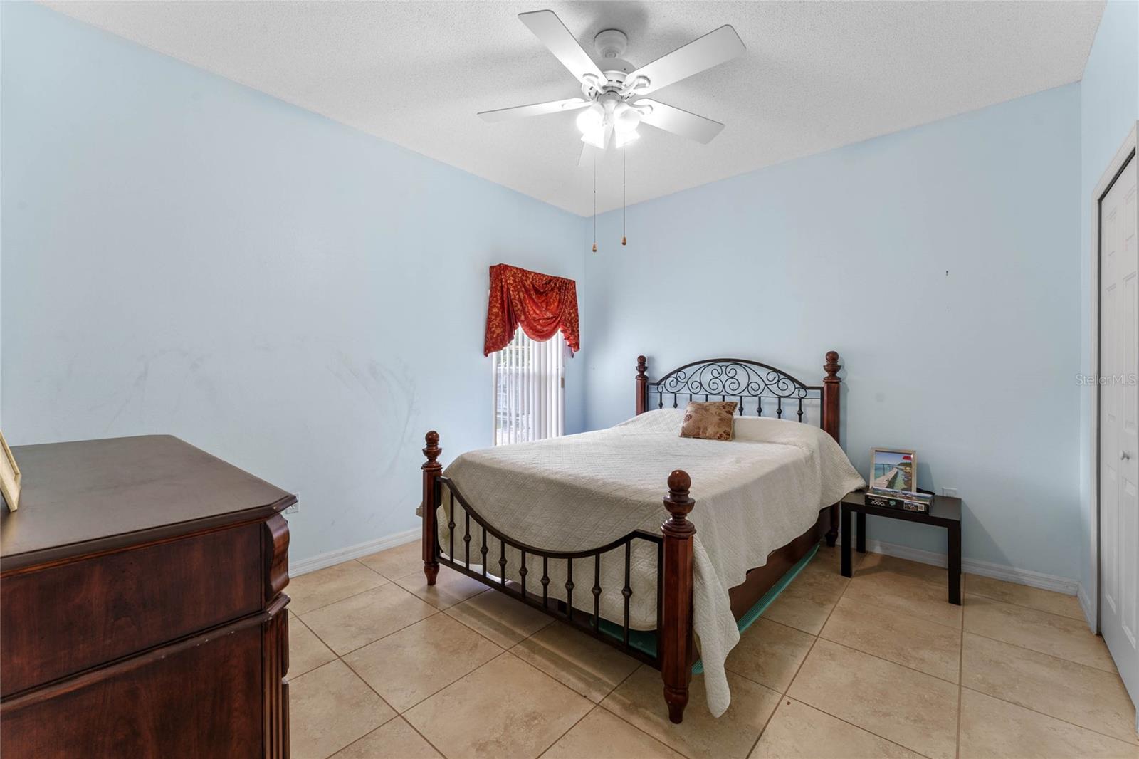 323 ALEGRIANO CT, KISSIMMEE, FL — photo 33