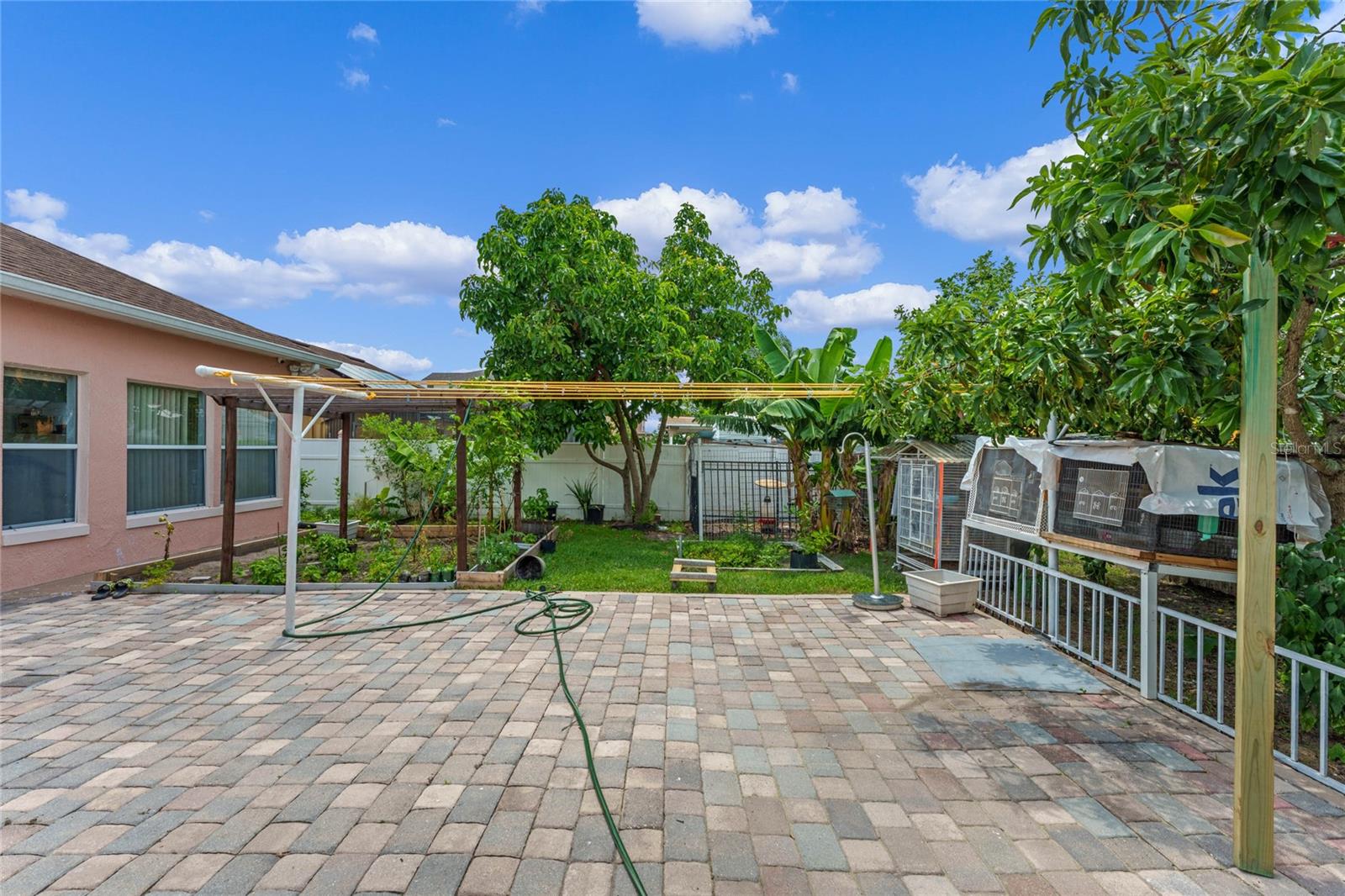 323 ALEGRIANO CT, KISSIMMEE, FL — photo 37